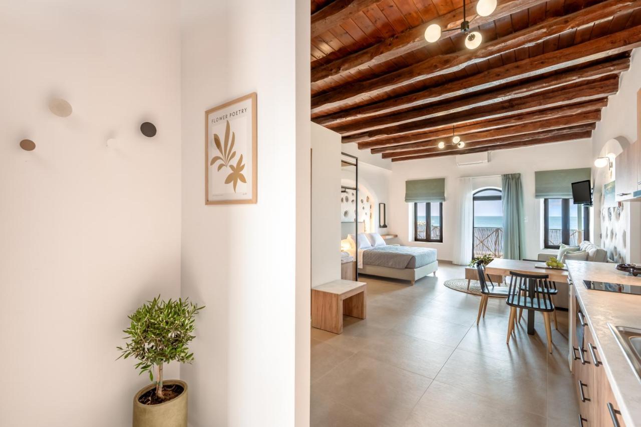 Superb Apartments Kriaras Sea View In Sfakia คอรา สฟาคิออน ภายนอก รูปภาพ