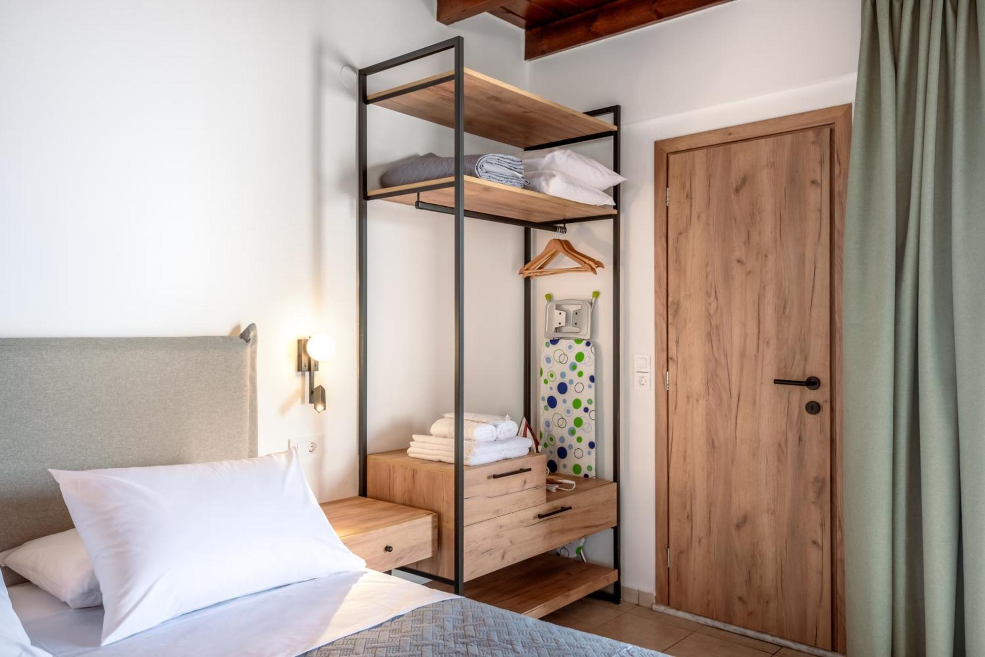 Superb Apartments Kriaras Sea View In Sfakia คอรา สฟาคิออน ภายนอก รูปภาพ