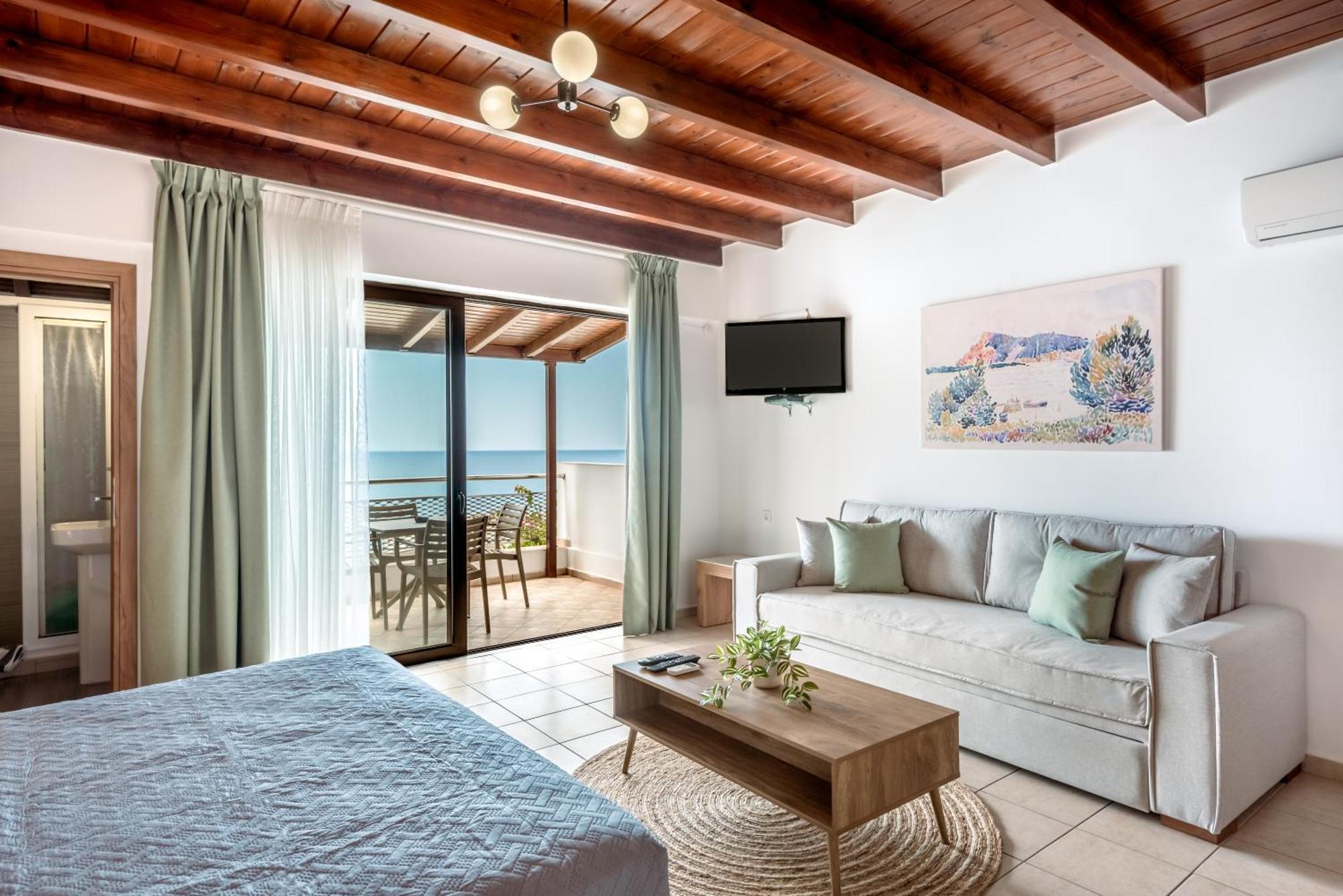 Superb Apartments Kriaras Sea View In Sfakia คอรา สฟาคิออน ภายนอก รูปภาพ