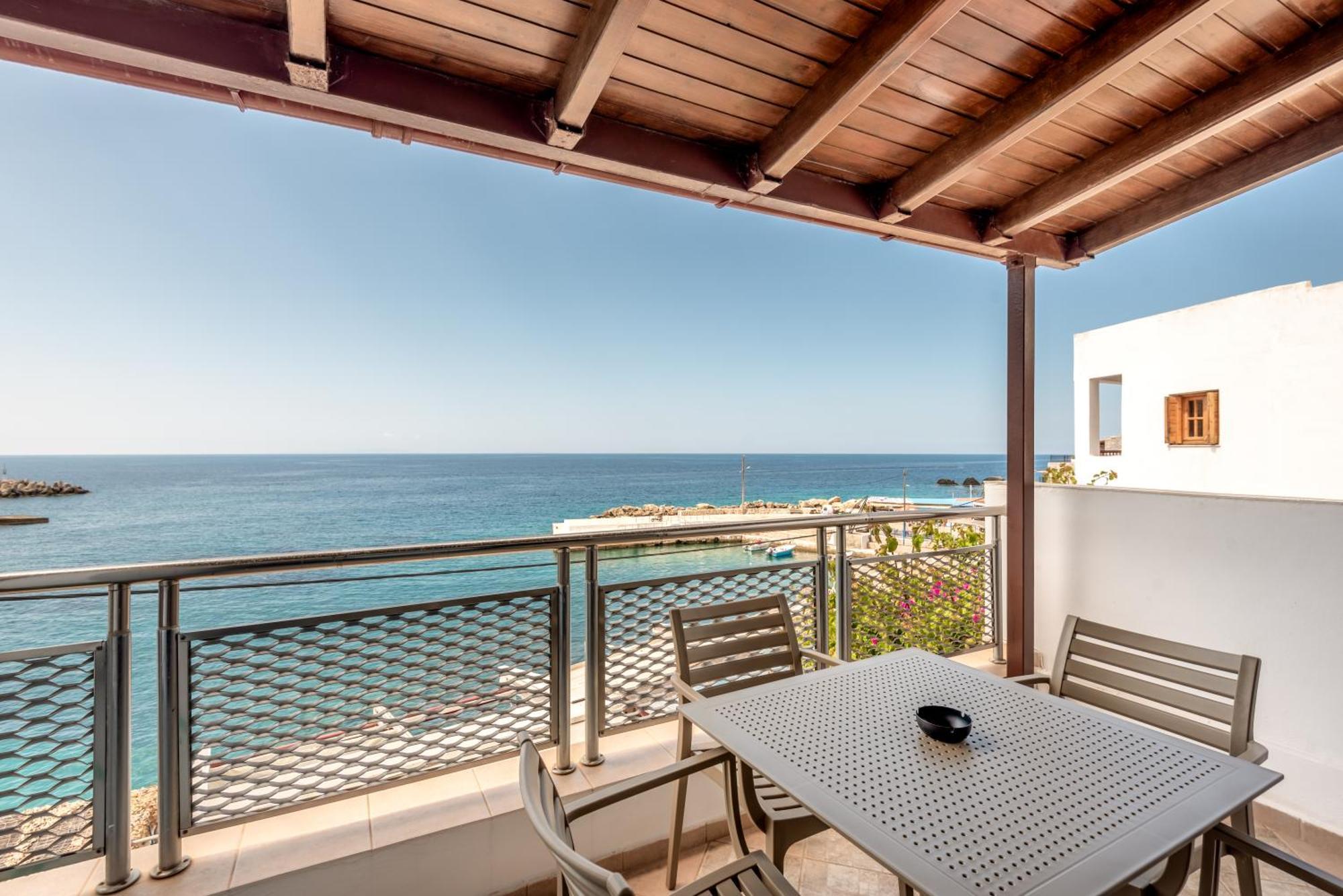 Superb Apartments Kriaras Sea View In Sfakia คอรา สฟาคิออน ภายนอก รูปภาพ